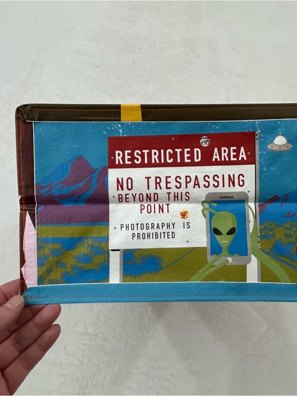 Trader Joe's Nevada 6 Gallon Reusable Grocery Tote Bag Limited Edition 16”x11” - Picture 7 of 10